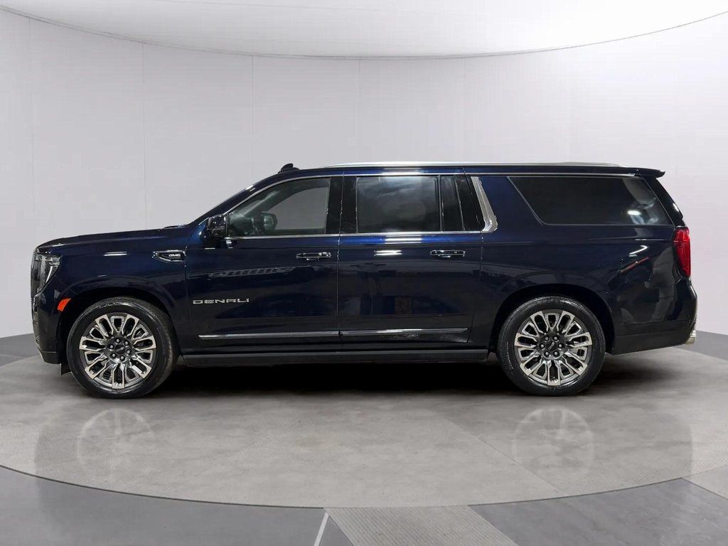 Used 2023 Blue GMC Denali Ultimate image 6