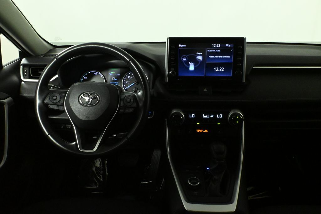 Thumbnail: 2022 Toyota RAV4 - 18