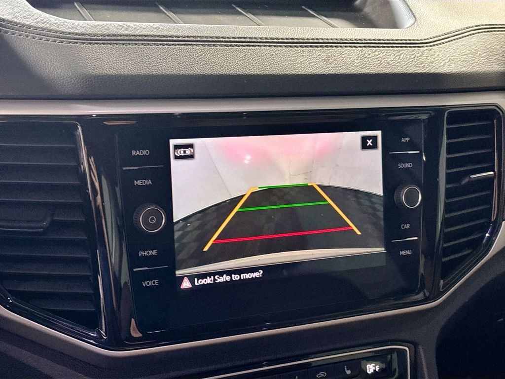 2023 Volkswagen Atlas 2.0T SE w/Technology