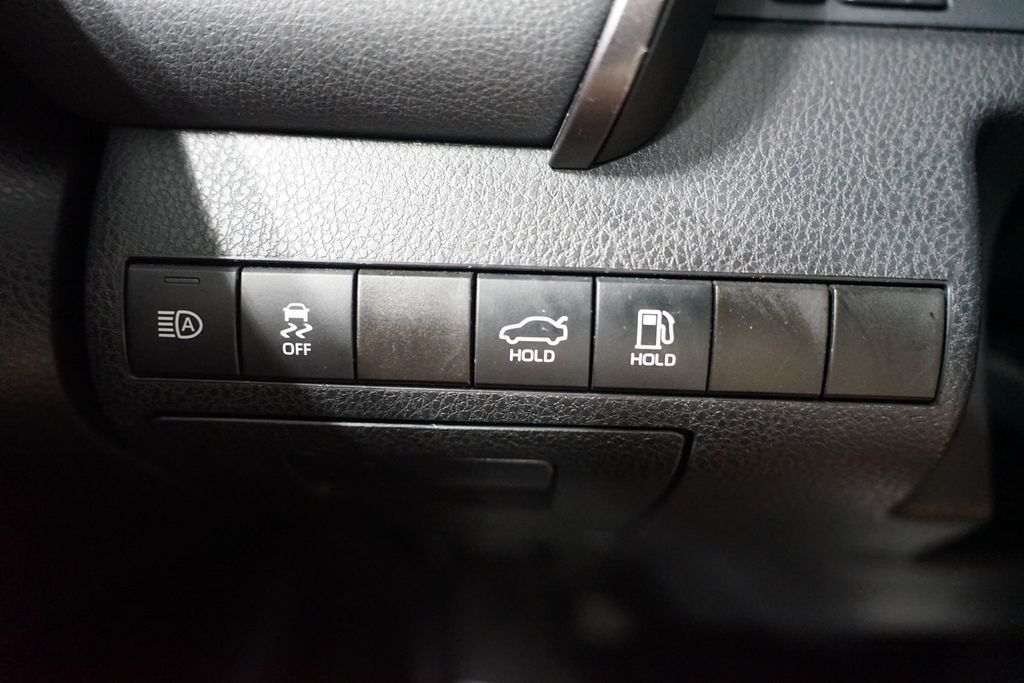 Thumbnail: 2024 Toyota Camry - 26