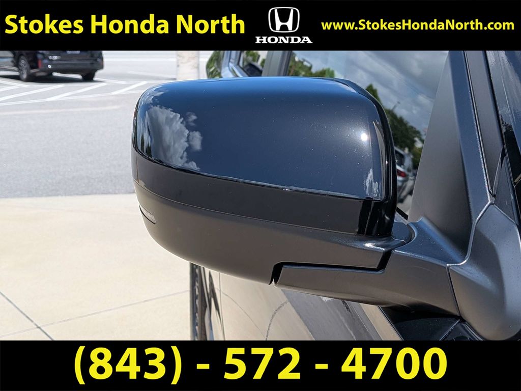 Used 2025 Honda Pilot SUV