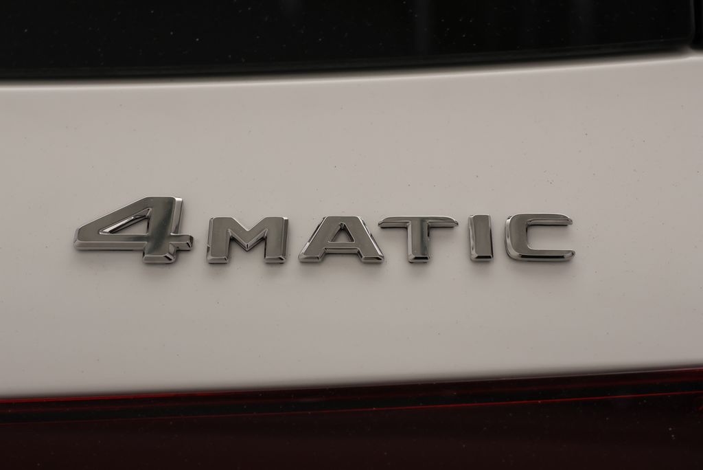 Thumbnail: 2026 Mercedes-Benz GLE - 10