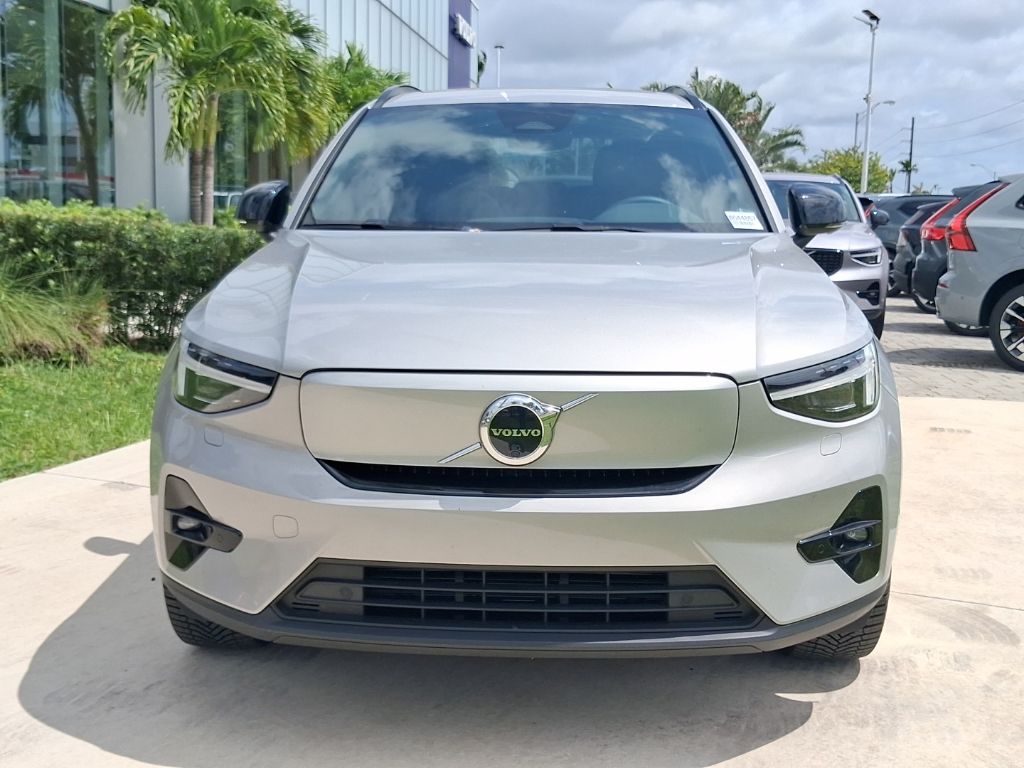 Used 2023 Volvo XC40 Ultimate with VIN YV4ED3UM9P2044857 for sale in Miami, FL