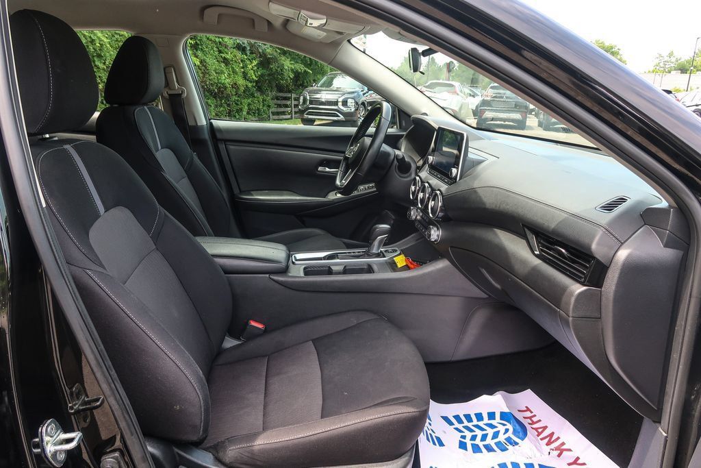 2023 Nissan Sentra SV Xtronic CVT