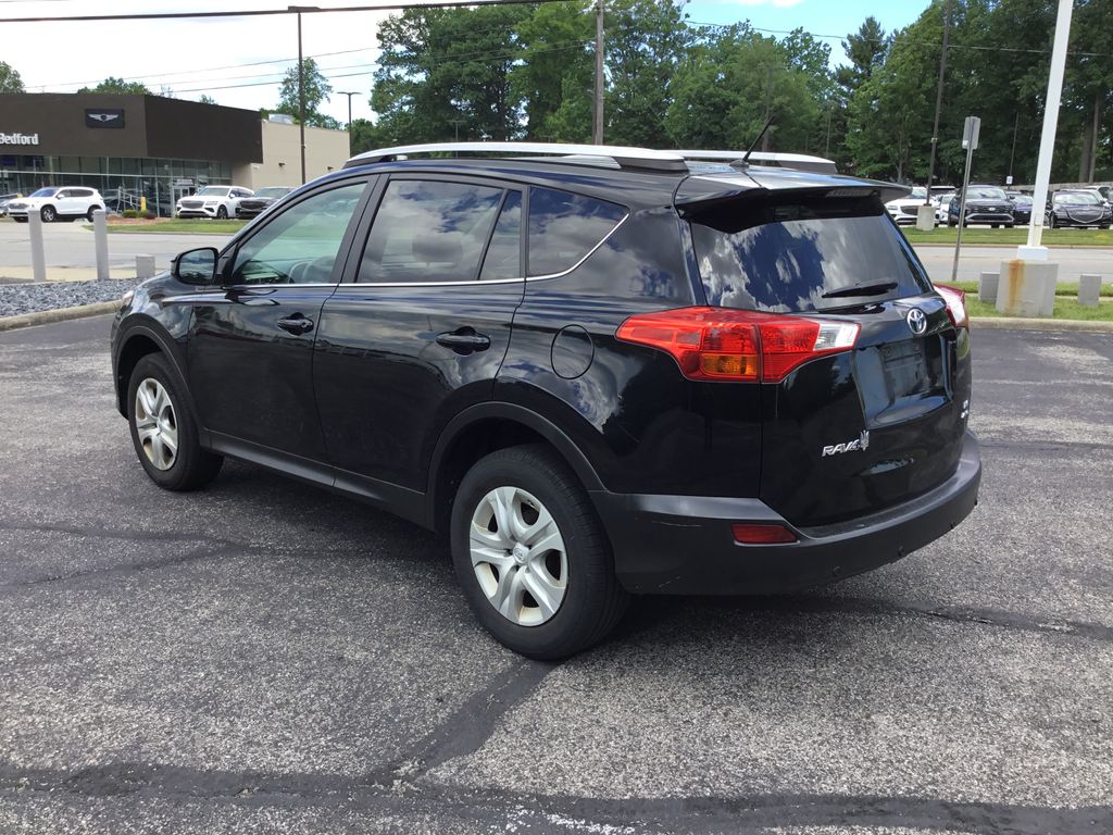 Thumbnail: 2014 Toyota RAV4 - 3