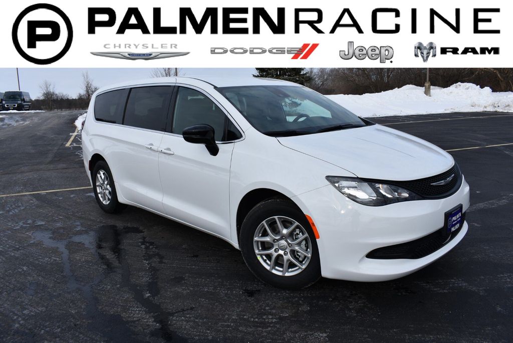 Bright White Clearcoat 2026 Chrysler Voyager Minivan Front-Wheel Drive 9-Speed Automatic