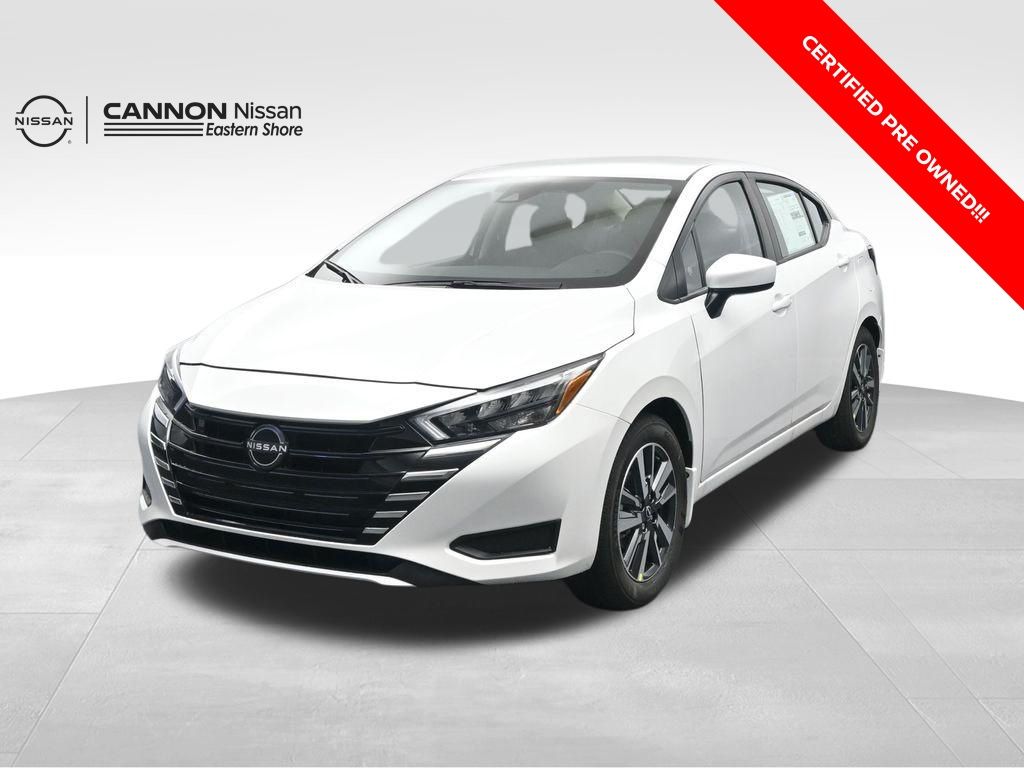 Aspen White Tricoat 2025 Nissan Versa Sedan Front-Wheel Drive Continuously Variable Transmission