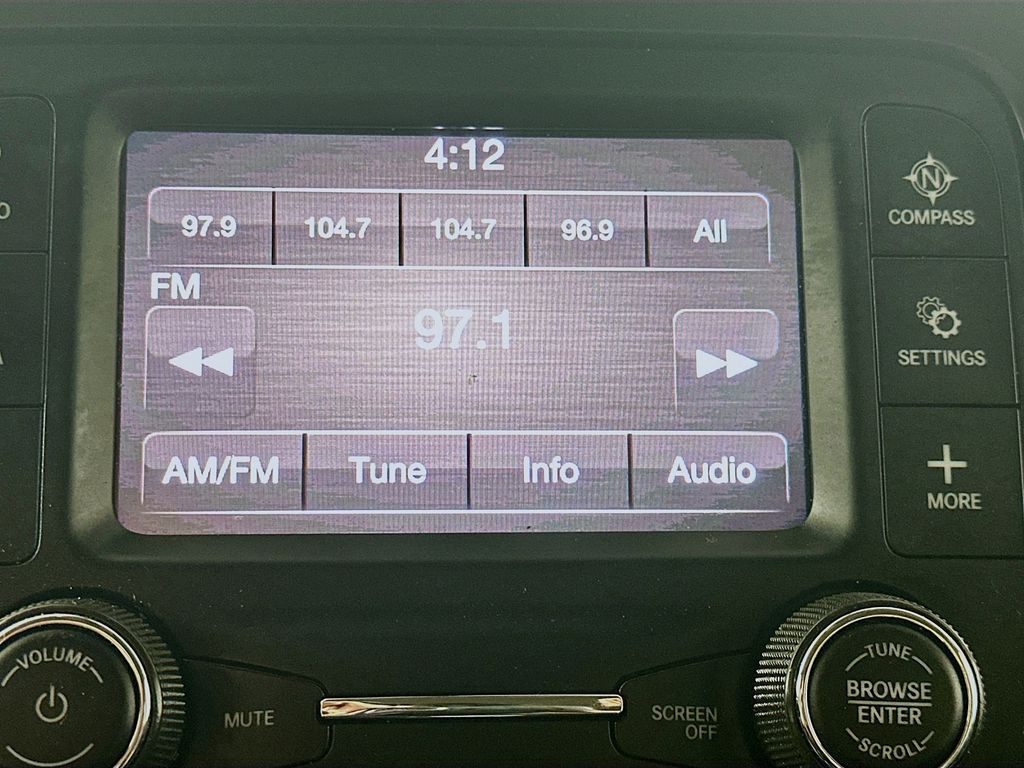 Used 2020 White Ram Tradesman image 17