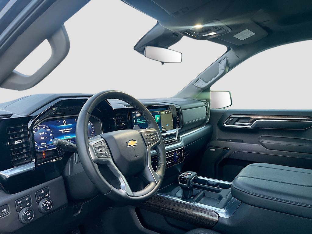 Used 2025 Black Chevrolet LT Trail Boss image 9
