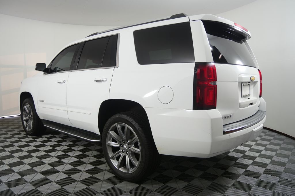 Thumbnail: 2017 Chevrolet Tahoe - 3