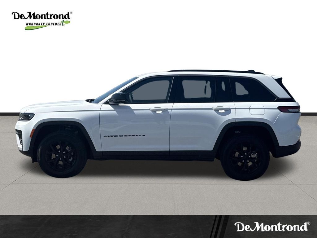 2026 Jeep Grand Cherokee Altitude - 7