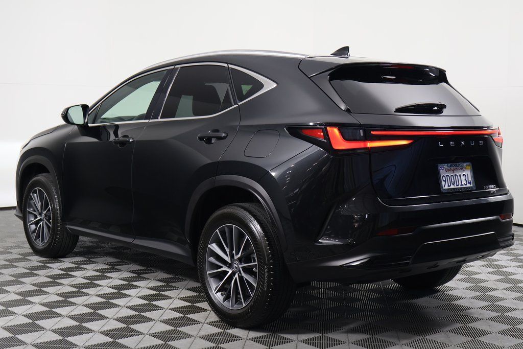 Thumbnail: 2022 Lexus NX - 6