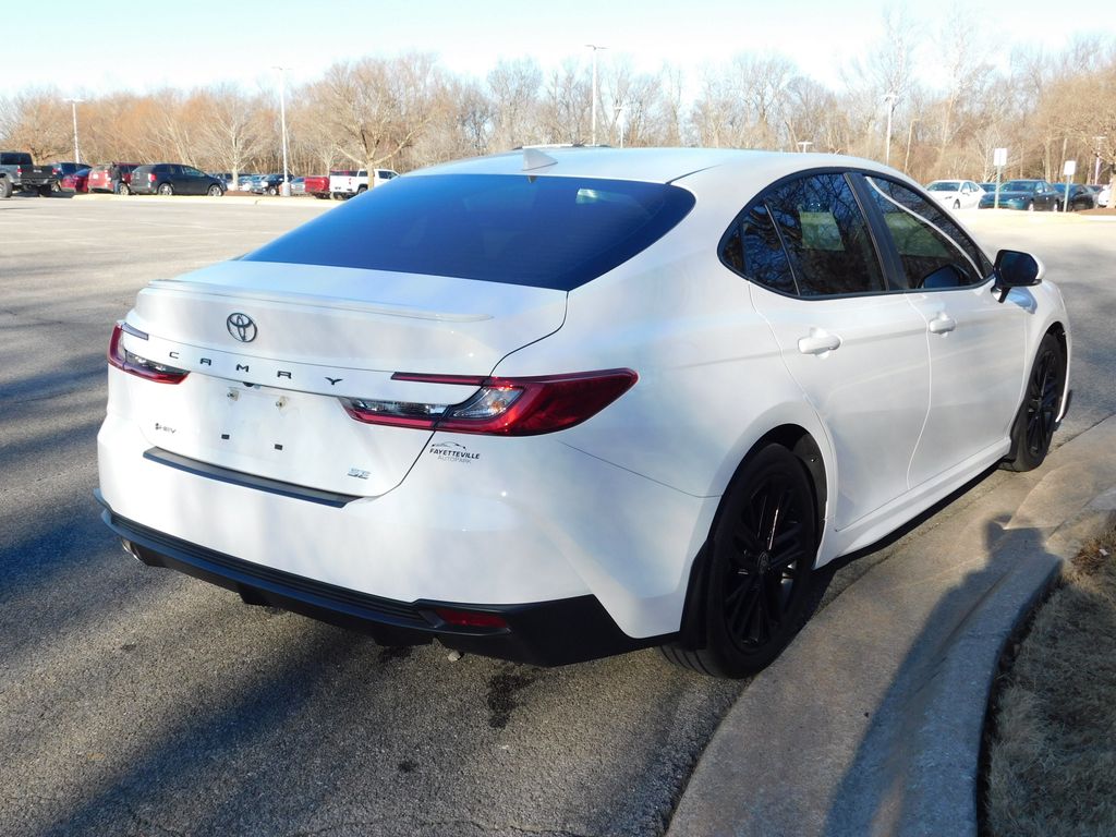 Thumbnail: 2025 Toyota Camry - 11