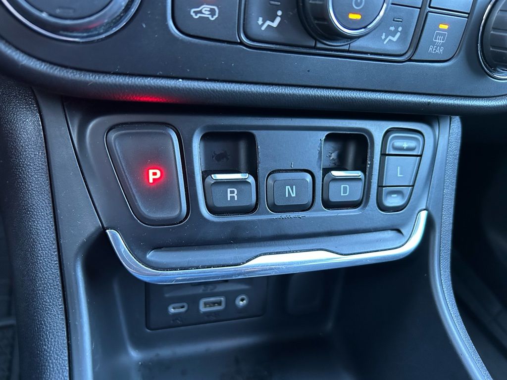 Thumbnail: 2021 GMC Terrain - 29