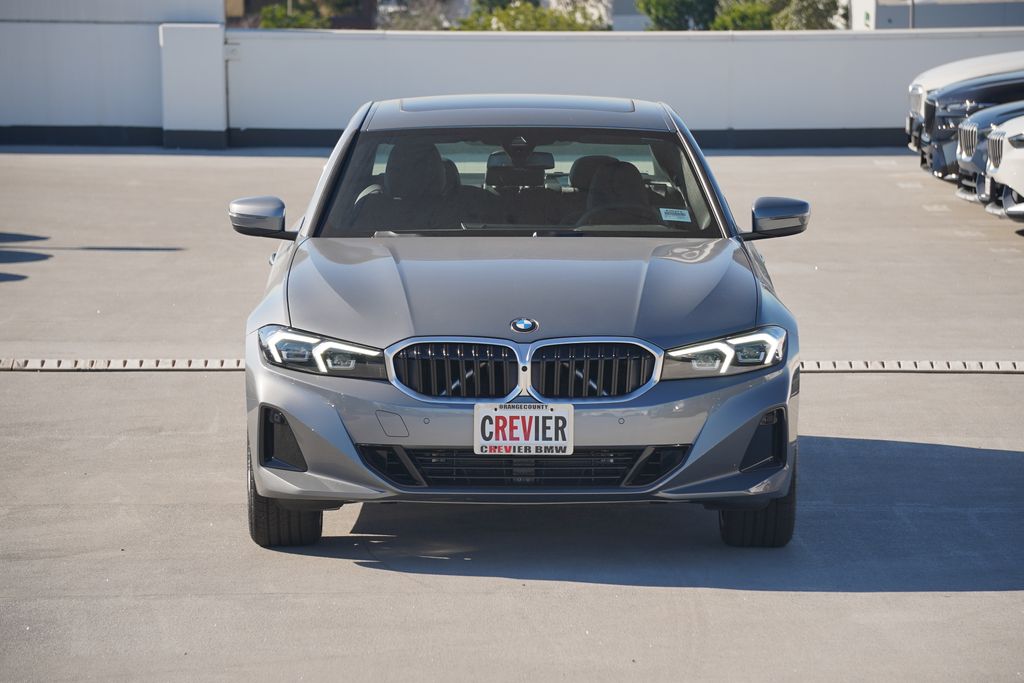 Thumbnail: 2026 BMW 3 Series - 2