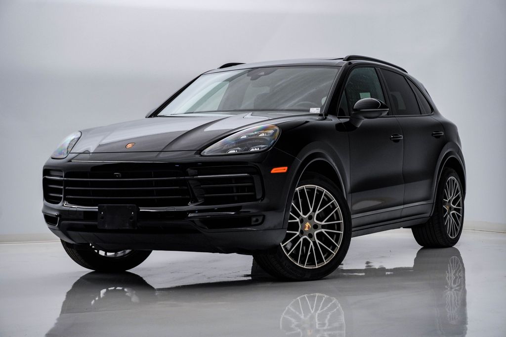 Black 2023 Porsche Cayenne S Platinum Edition AWD SUV / Crossover All-Wheel Drive 8-Speed Automatic