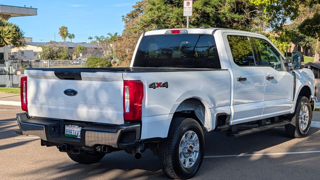 Used 2024 Ford Super Duty F-250 XLT 4D Crew Cab