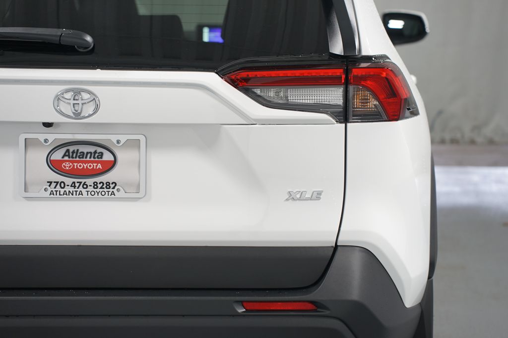 Thumbnail: 2025 Toyota RAV4 - 10