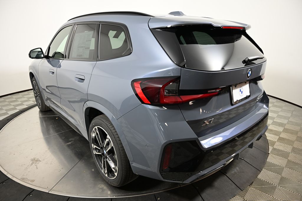 2025 BMW X1 xDrive28i 3