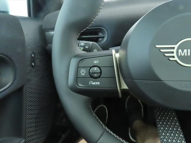 Thumbnail: 2026 MINI Cooper - 11