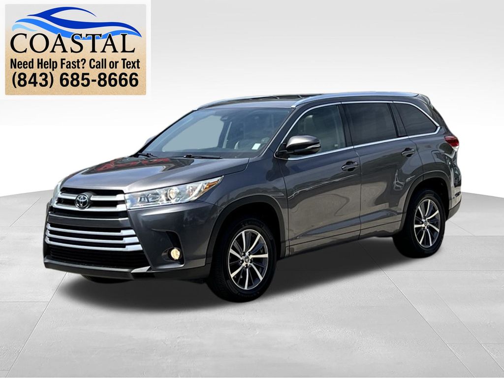 2017 Toyota Highlander XLE Gray at Davis Toyota of Orangeburg