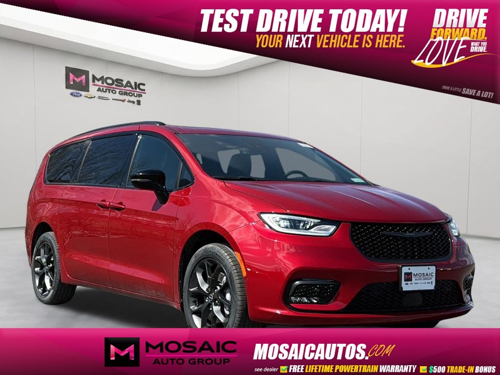 New 2026 Chrysler Pacifica Select Vans