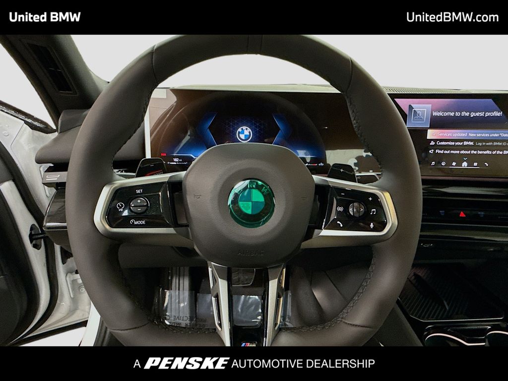 Thumbnail: 2026 BMW 5 Series - 6