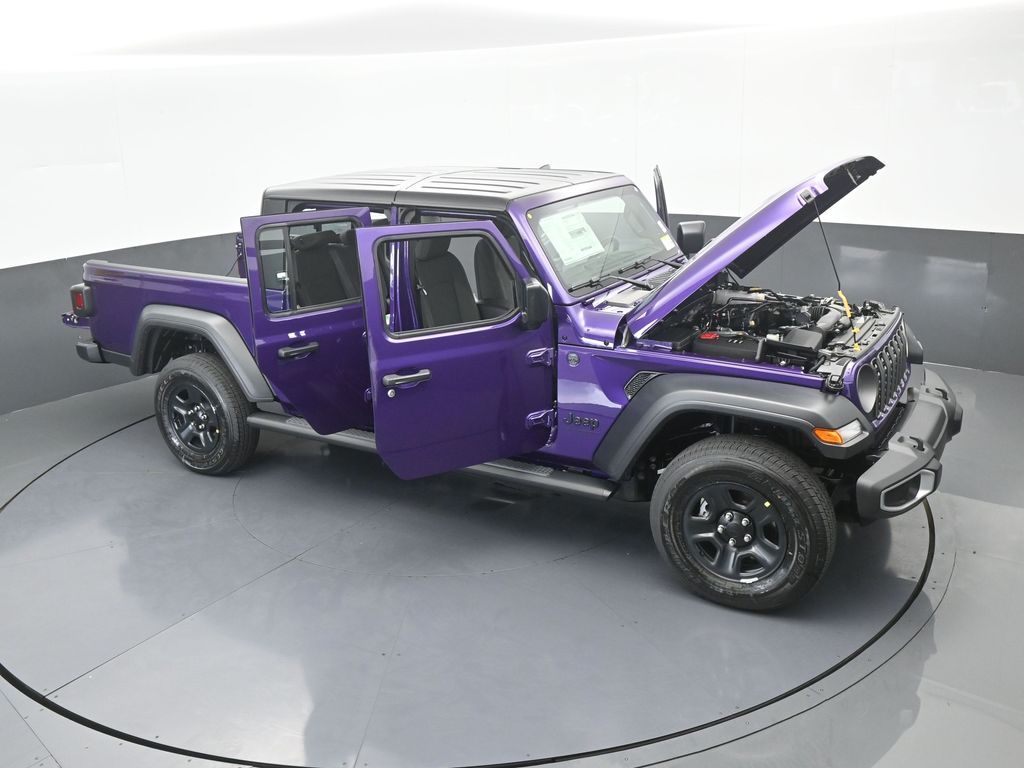 New 2026 reign Jeep Sport image 53