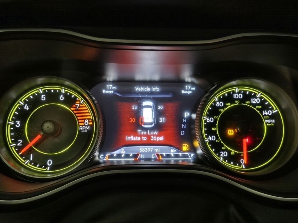 Used 2020 Black Jeep Trailhawk image 22