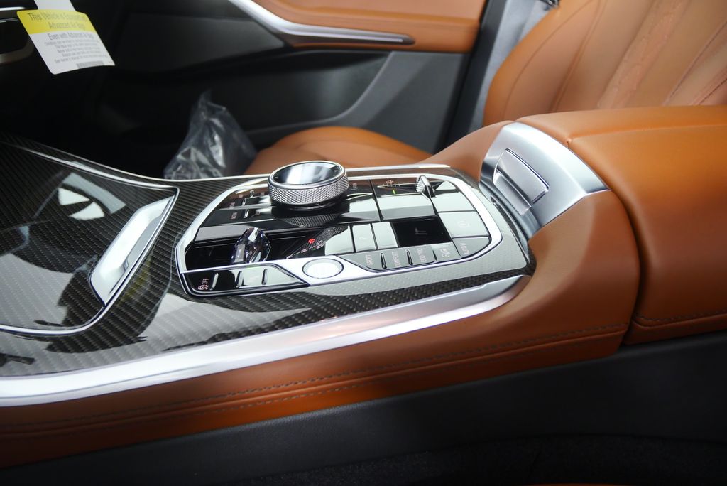 Thumbnail: 2026 BMW X5 - 21