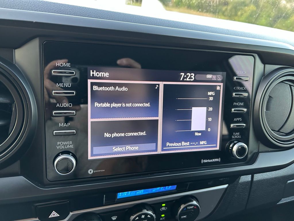 Thumbnail: 2021 Toyota Tacoma - 23