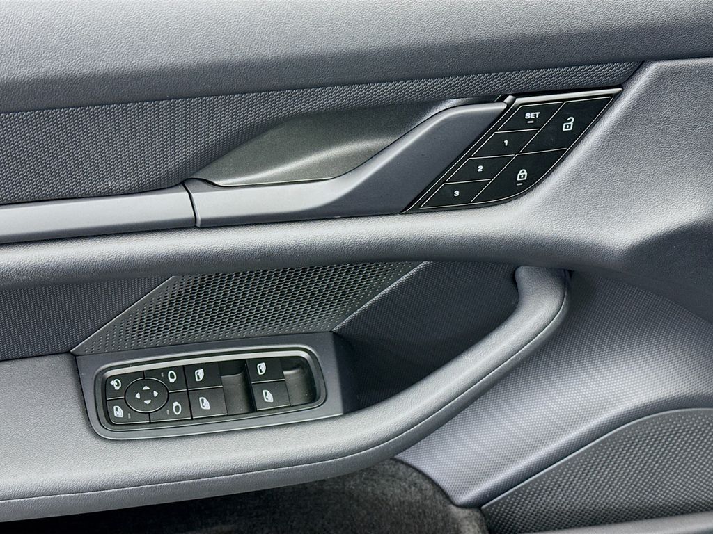 Thumbnail: 2024 Porsche Taycan - 22