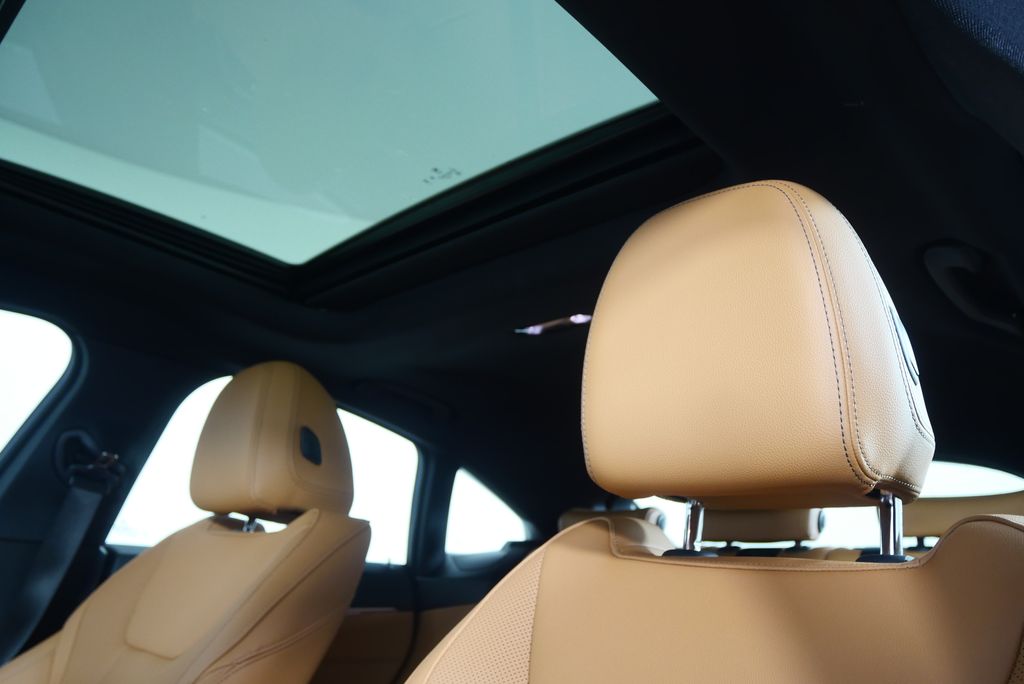 Thumbnail: 2024 BMW 4 Series - 12
