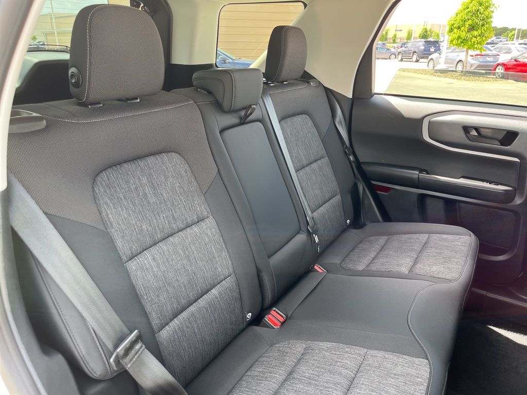 Thumbnail: 2021 Ford Bronco Sport - 31