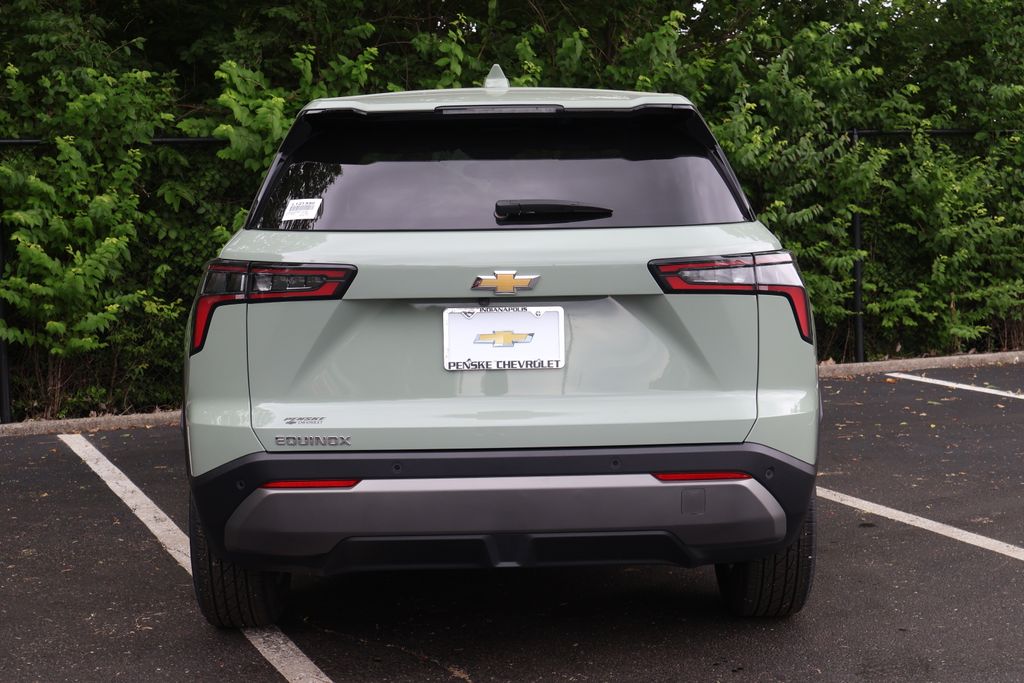 Thumbnail: 2026 Chevrolet Equinox - 7