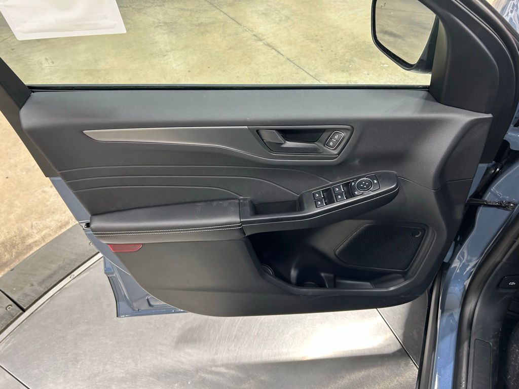 new 2026 Ford Escape car, priced at $32,275