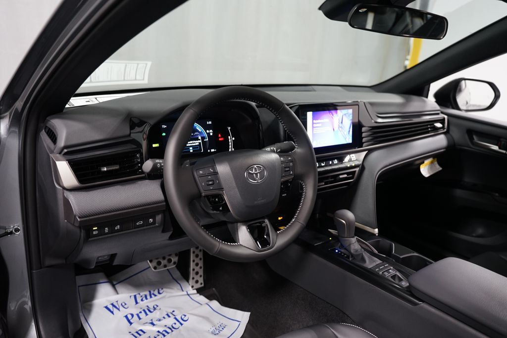 Thumbnail: 2026 Toyota Camry - 11