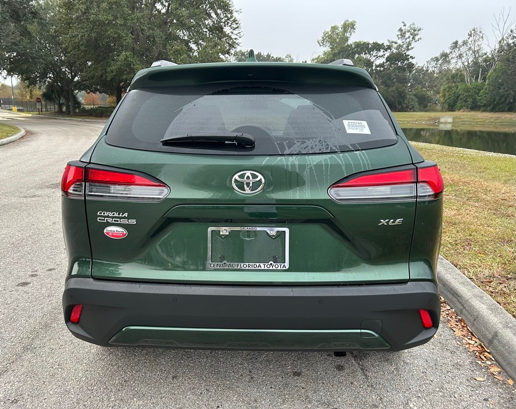 Thumbnail: 2023 Toyota Corolla Cross - 4
