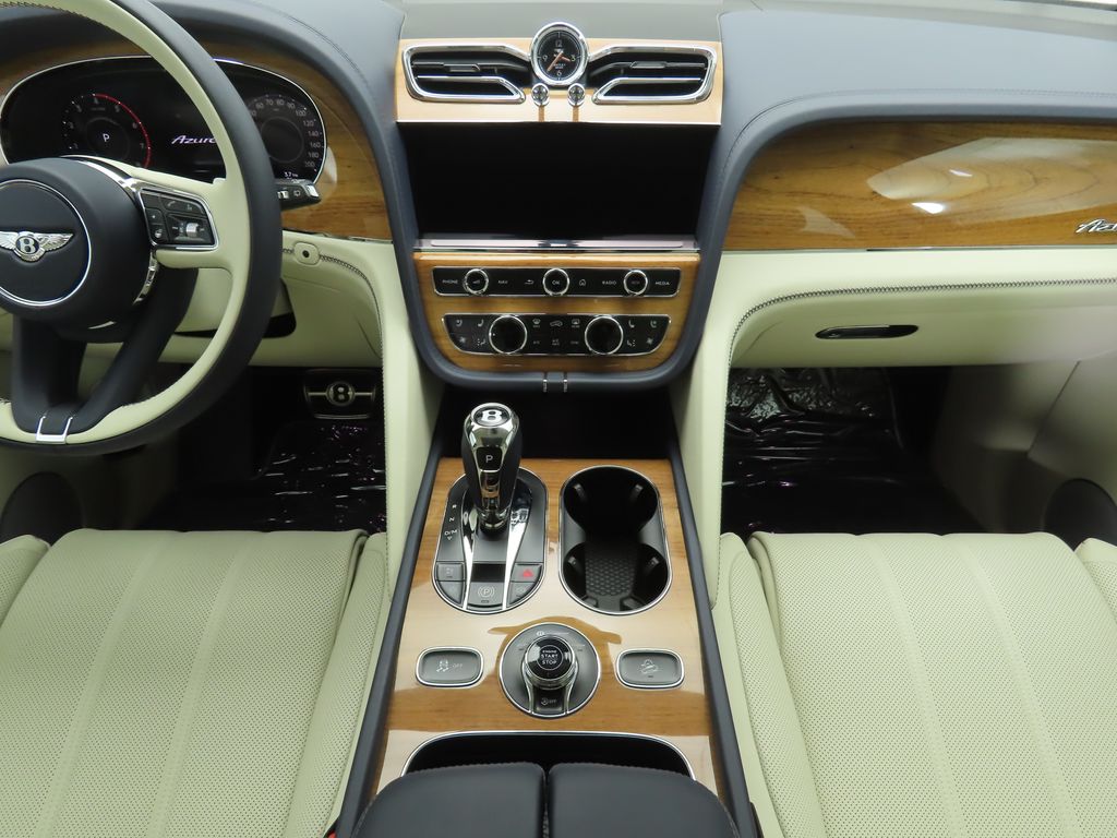 Thumbnail: 2025 Bentley Bentayga - 11