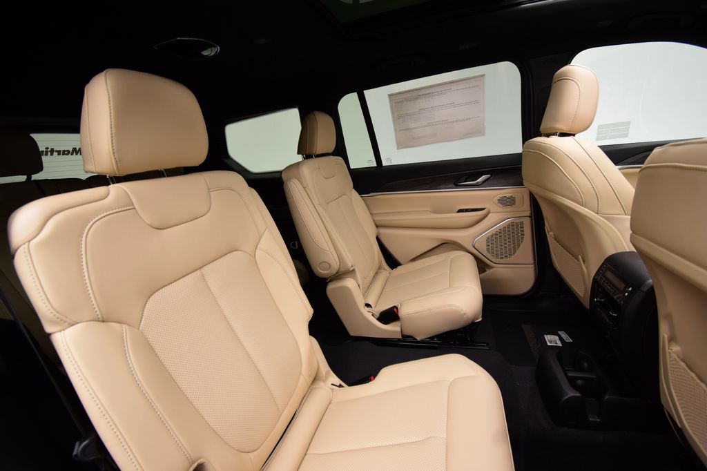 new 2026 Jeep Grand Cherokee L car, priced at $53,827