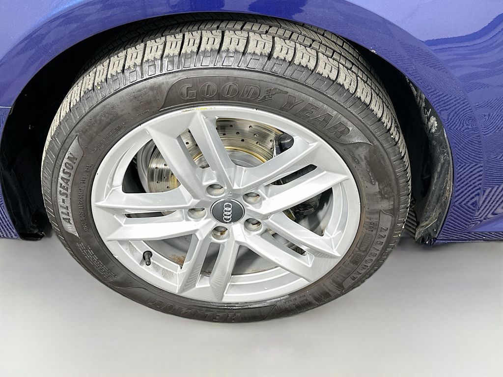 Thumbnail: 2017 Audi A4 - 31