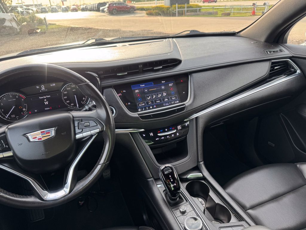 2023 Cadillac XT6 Luxury White at Monument Chevrolet