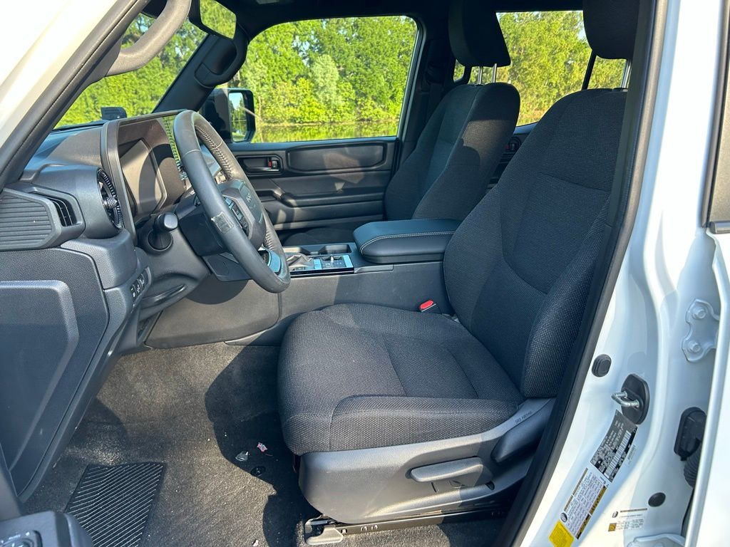 Thumbnail: 2025 Toyota Land Cruiser - 14