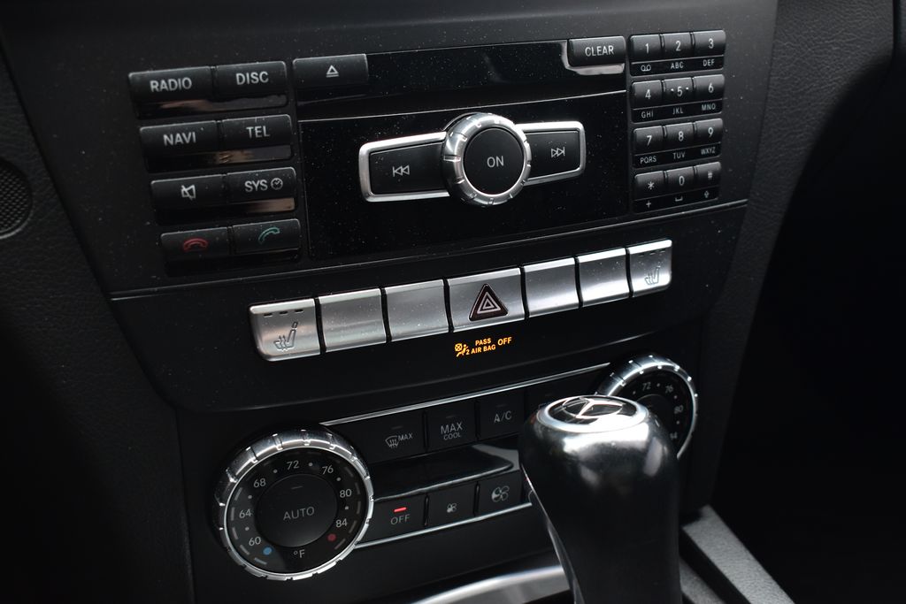 2014 Mercedes-Benz C-Class C 250 17