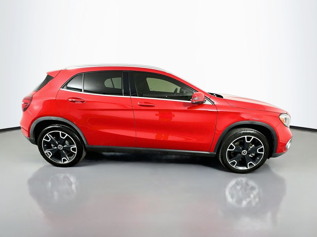 Thumbnail: 2019 Mercedes-Benz GLA - 4