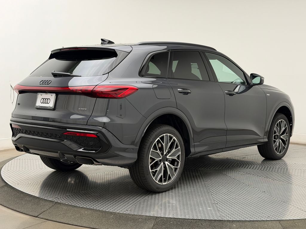 Thumbnail: 2026 Audi Q5 - 8