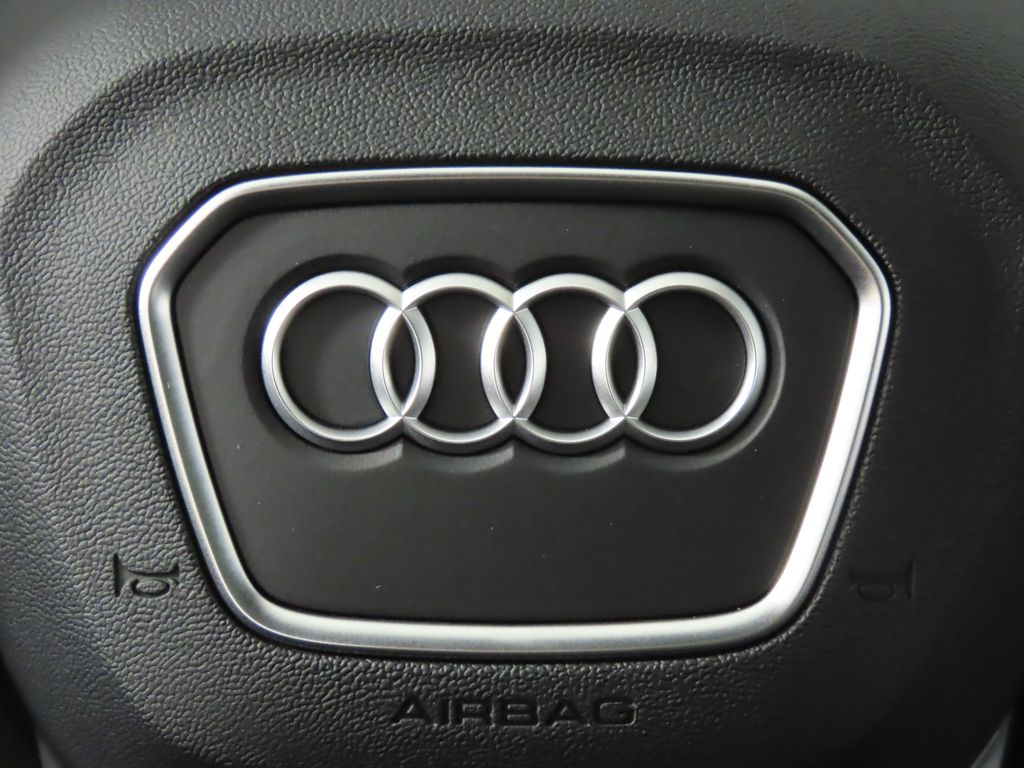 Thumbnail: 2025 Audi Q3 - 17