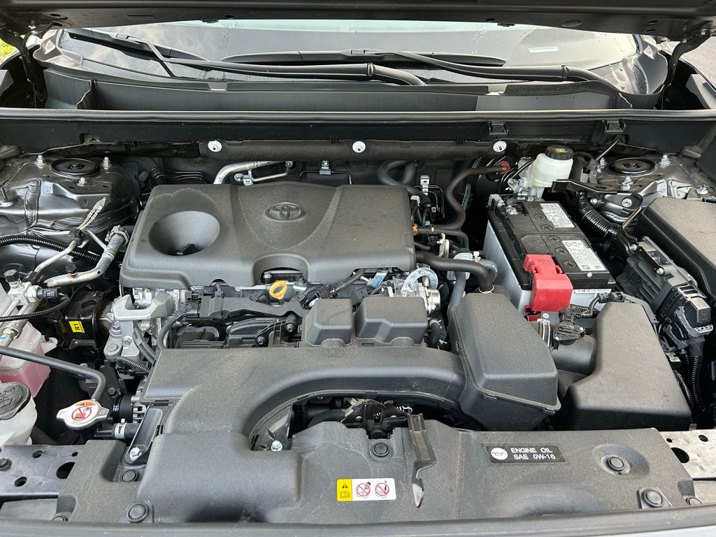 2024 Toyota RAV4 XLE Premium 11