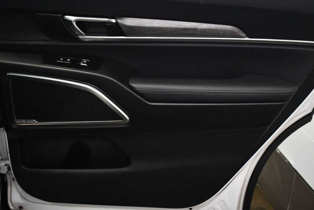 Thumbnail: 2020 Kia Telluride - 30