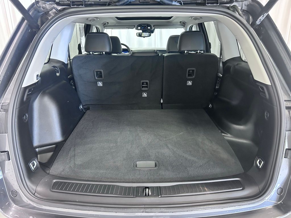 used 2023 Jeep Grand Cherokee car, priced at $32,288